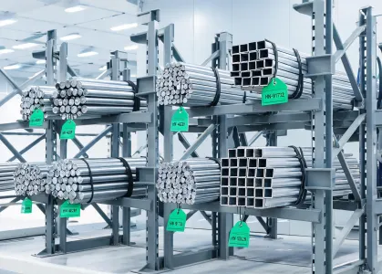 Round and square steel bar bundles